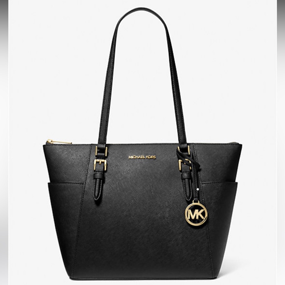 Michael Kors Charlotte Large Sattiano Leather
Top-Zip Tote Bag